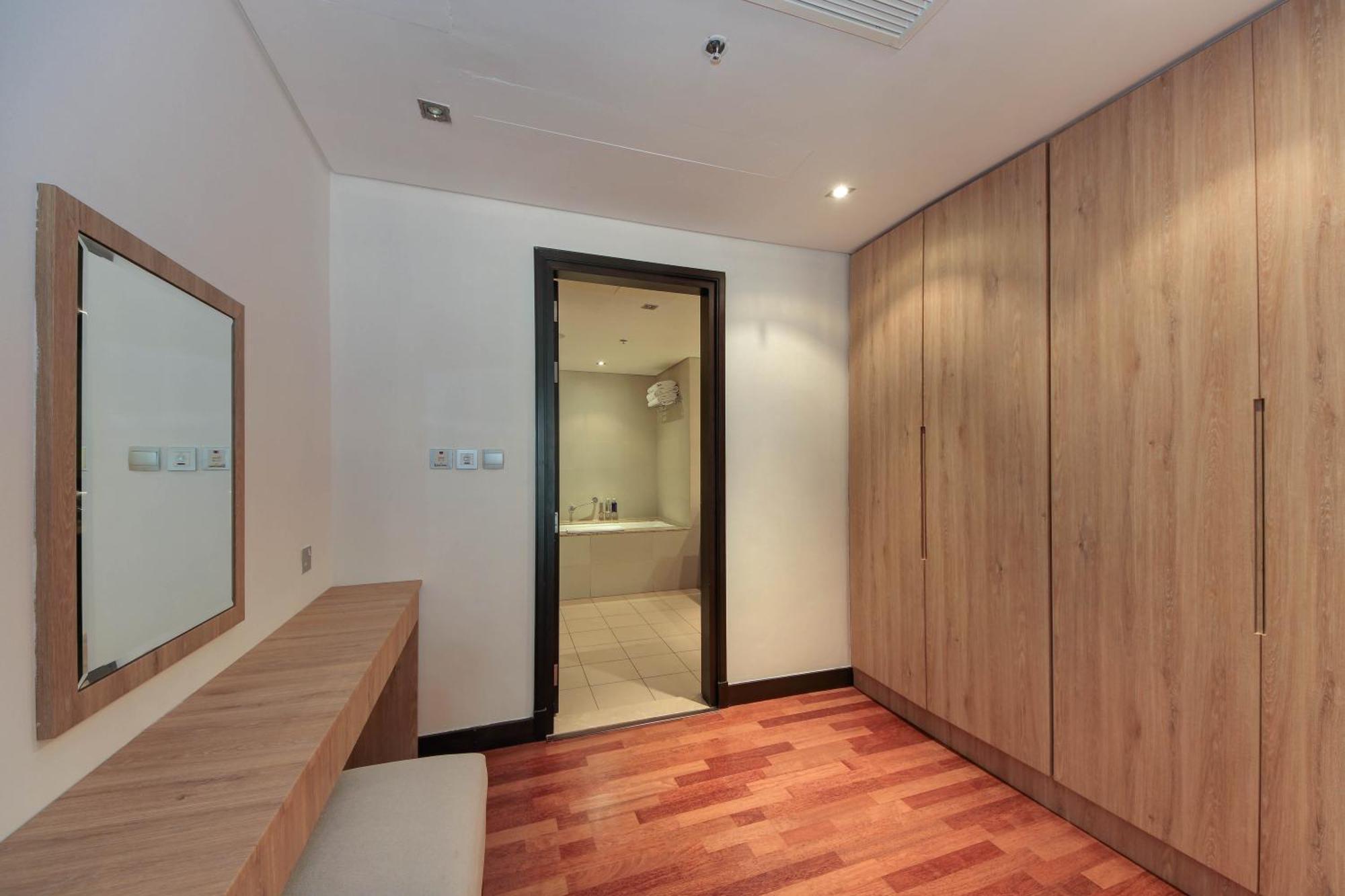 Luxe Getaways Royal Amwaj Palm Jumeirah Resort Apartment Holiday Home Dubai Esterno foto